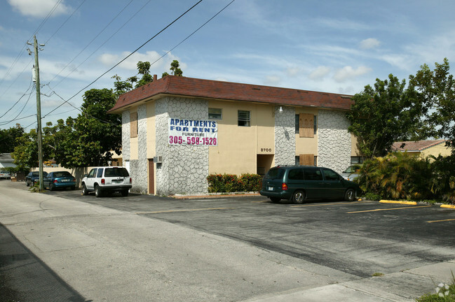 Primary Photo - 3700 NW 62nd Ave