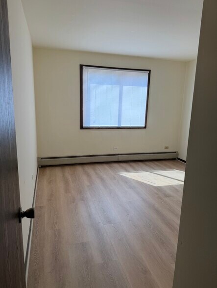 Building Photo - 5834 158th Pl