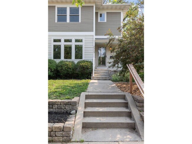 Primary Photo - 2313 Cole Ave SE