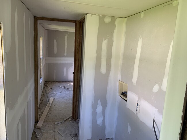 Building Photo - Murrill Hill Estates MHP