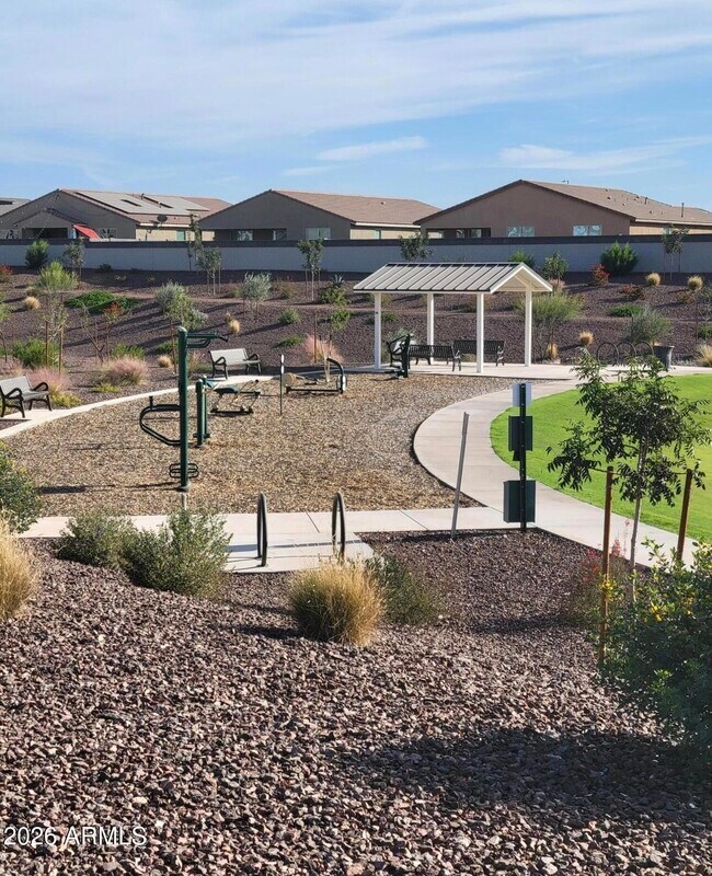 Building Photo - 37100 N Rhinelander Dr
