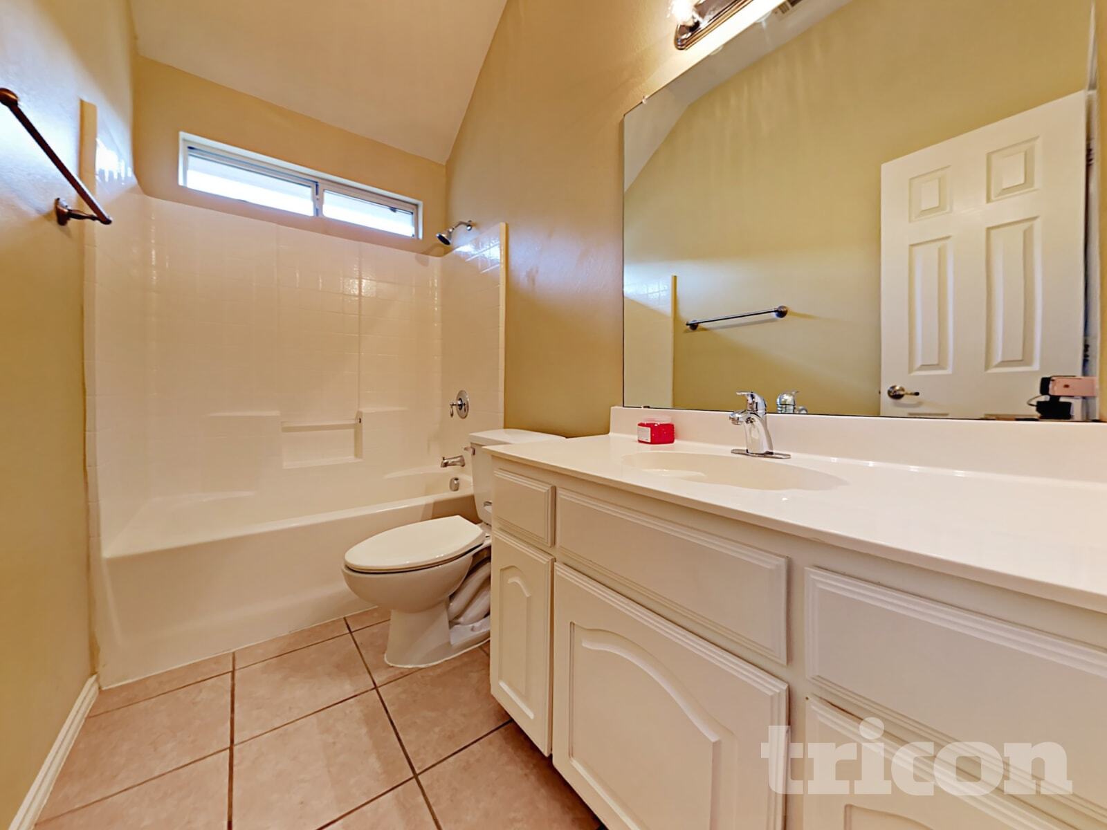 Building Photo - 8622 Granville Dr