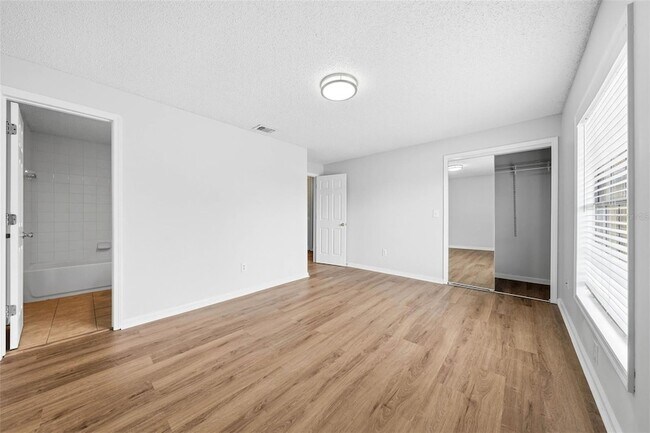 Building Photo - 7473 Belle River Ct