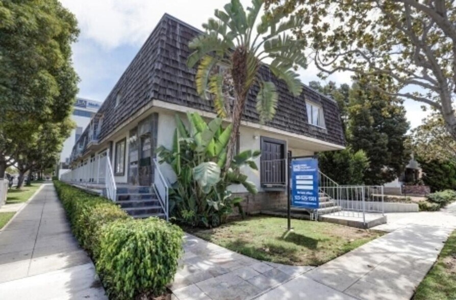 Building Photo - 1402 Arizona Ave
