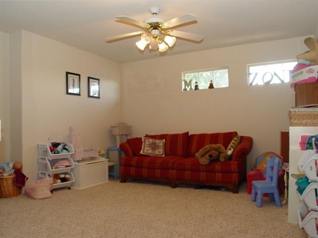 Building Photo - 317 Sycamore Dr