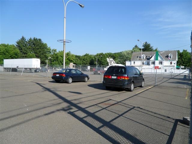 Building Photo - 74 Carroll St