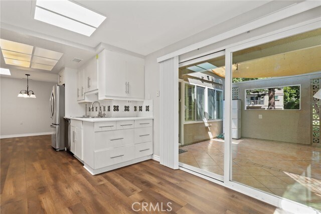Building Photo - 651 Avenida Sevilla