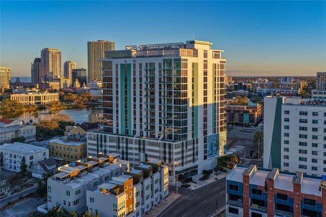 Building Photo - 777 3rd Ave N