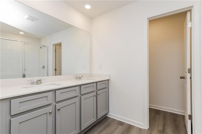 Building Photo - 308 Trulove Ln