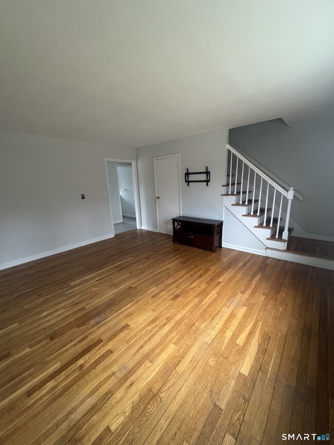 Building Photo - 191 Prospect St