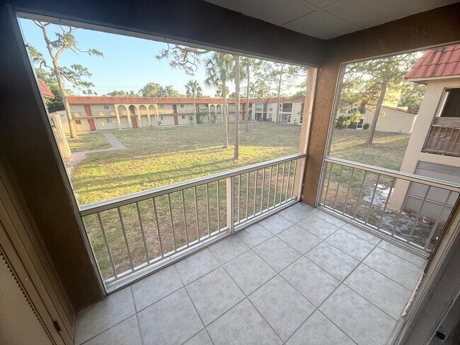 Building Photo - 6112 Forest Hill Blvd