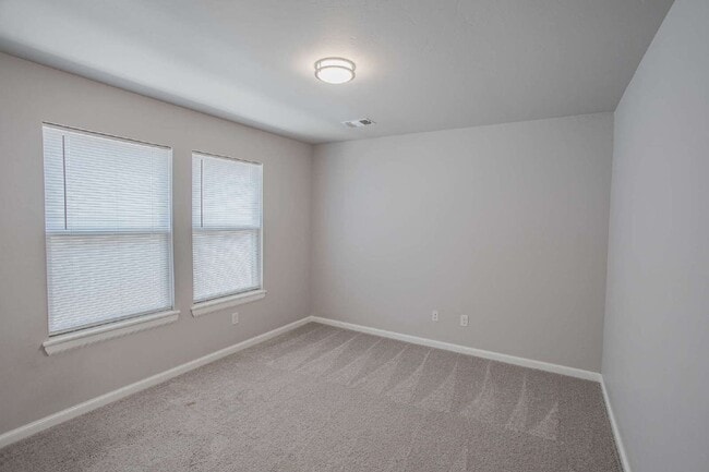 Building Photo - 3729 Alta Vis Dr