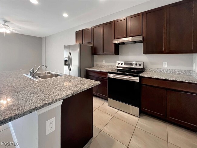 Building Photo - 1320 Trafalgar Pkwy