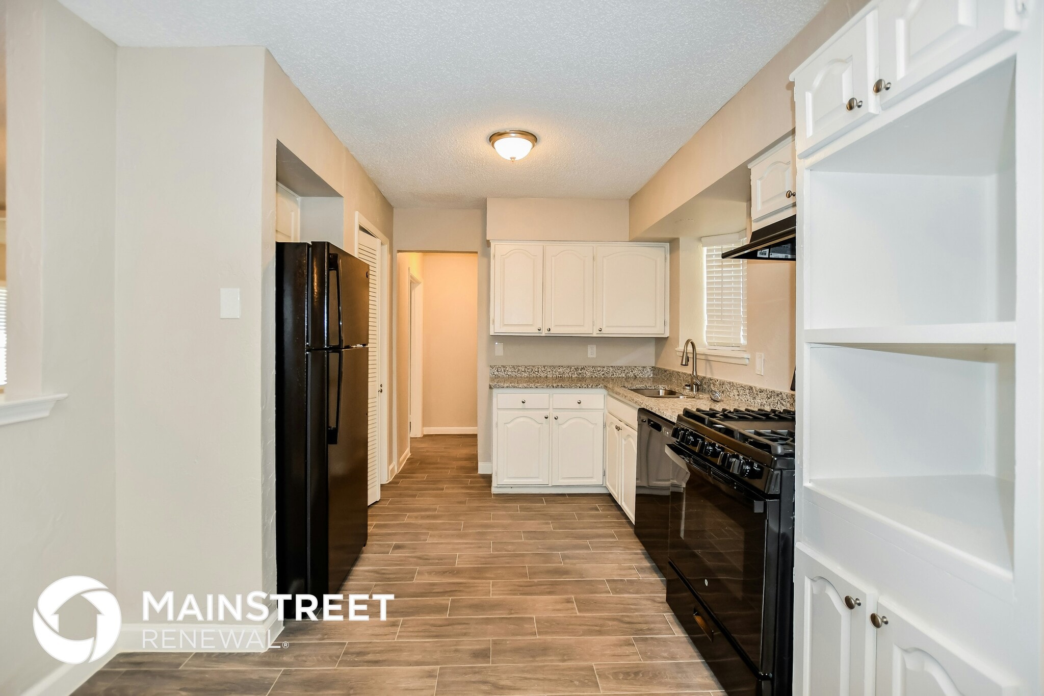 Building Photo - 926 Wateka Way