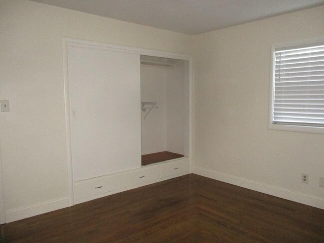 Building Photo - 7931 Carmel St