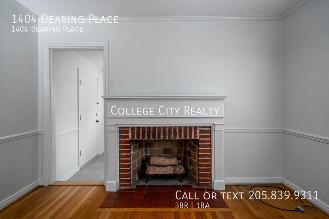Building Photo - 1404 Dearing Pl