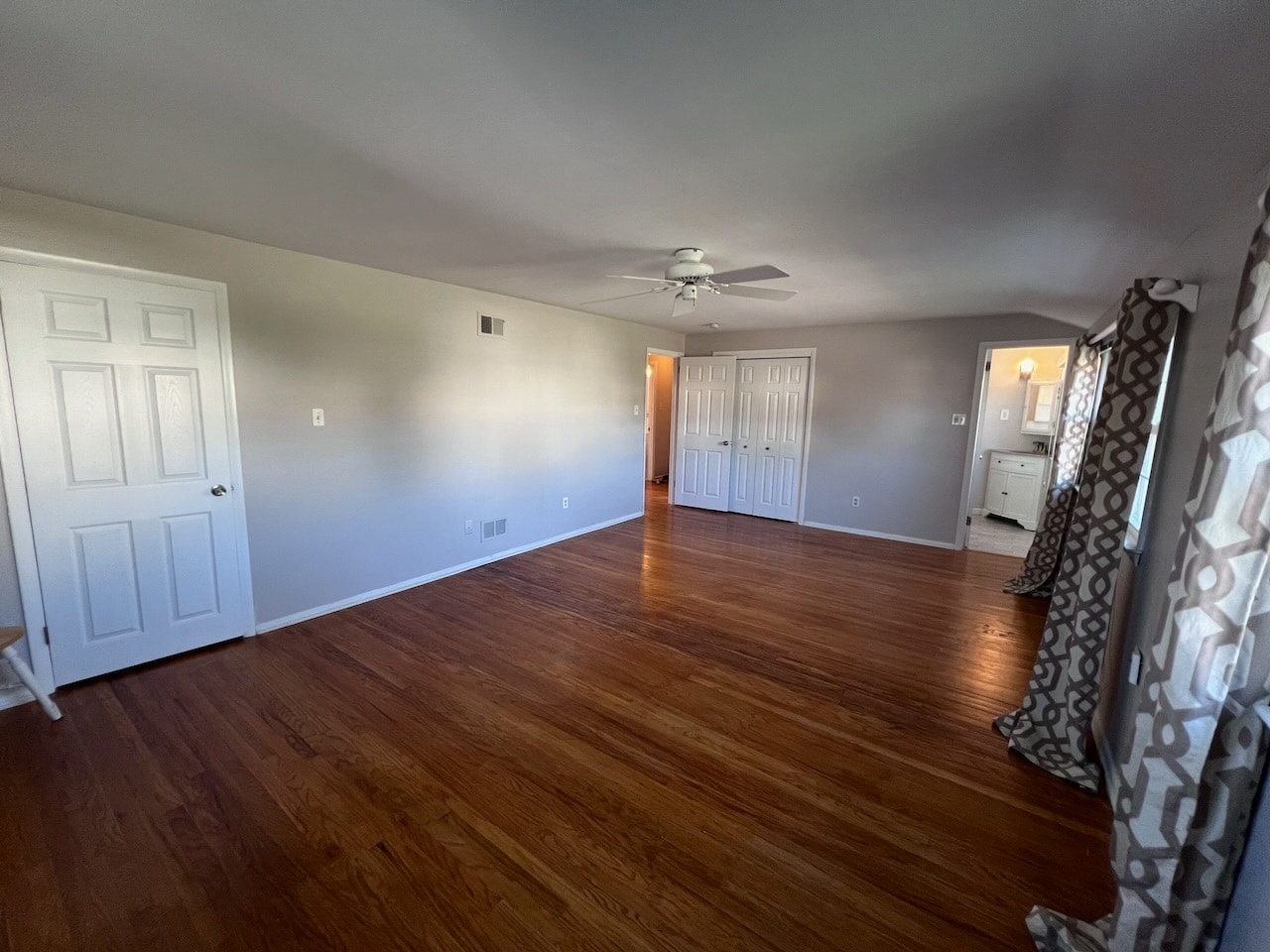 Building Photo - 918 Rockwell Rd