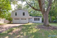 Building Photo - 9612 Dortmund Dr SE