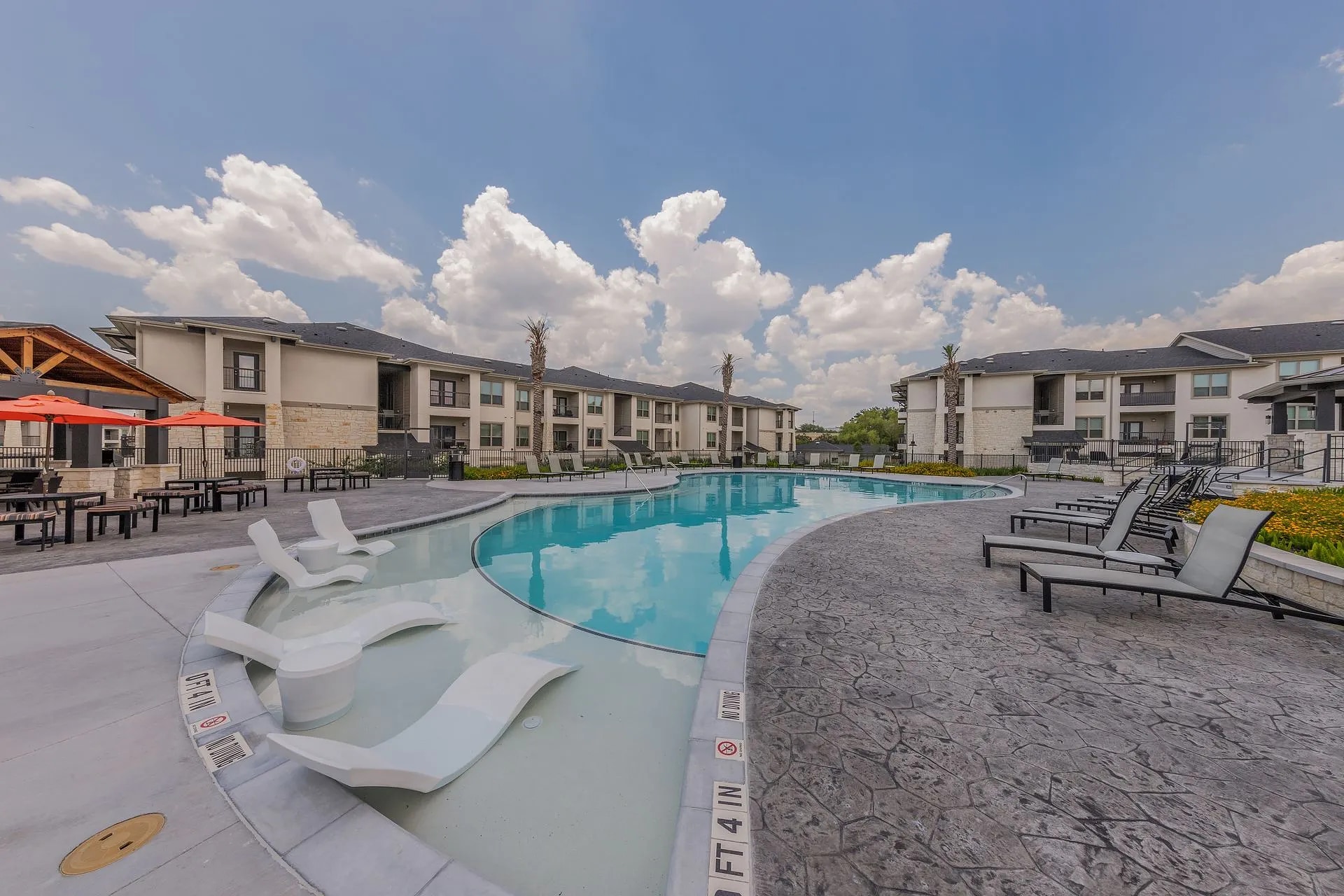 Building Photo - 4835 Usaa Blvd