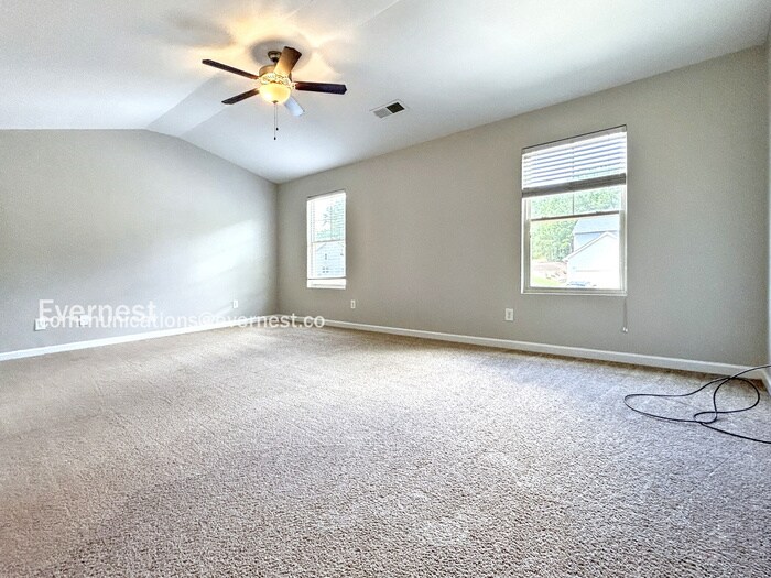 Building Photo - 345 Westridge Cir