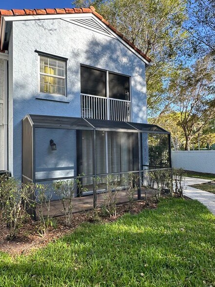 Building Photo - 3143 Clint Moore Rd