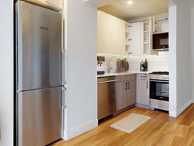 Building Photo - East 26th Street