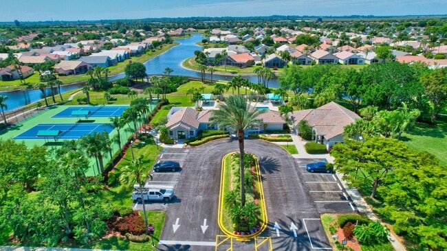 Building Photo - 14066 Glenlyon Ct