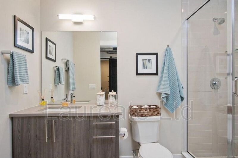 Building Photo - 3198 Blake St