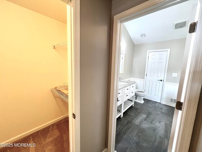 Building Photo - 21 Durant Ave