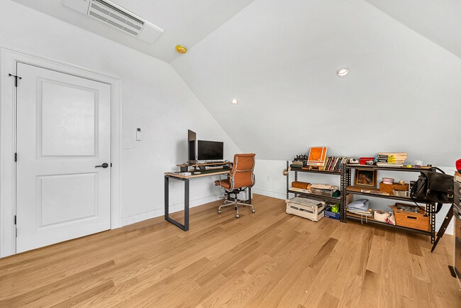 Building Photo - 57 Grampian Way