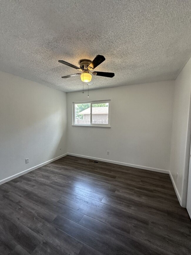 Building Photo - Coming in August-Ceres Home!
