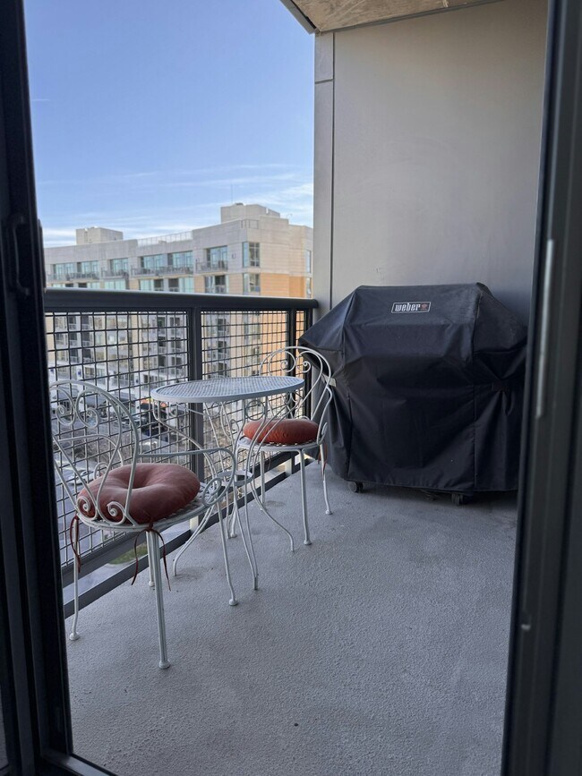 Building Photo - 200 S 31st Ave