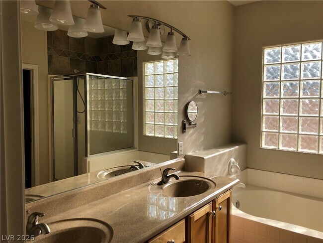 Building Photo - 11234 Blanc Vineyard Ct