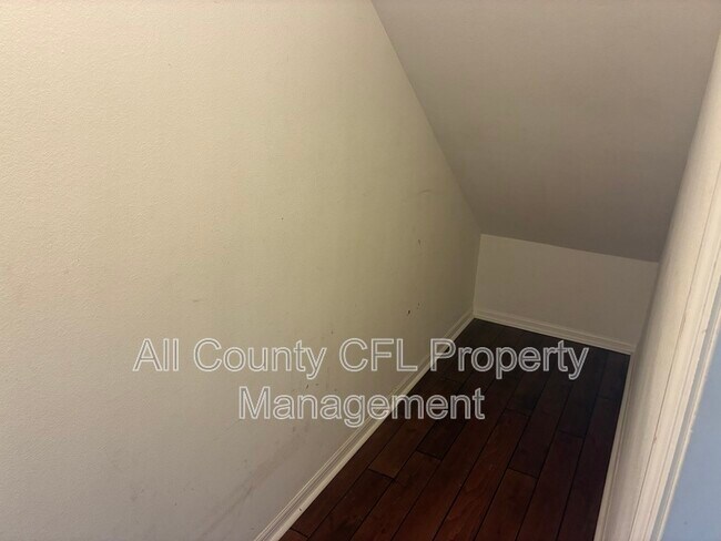 Building Photo - 13749 Lensdale Ln