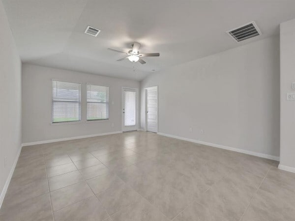 Building Photo - 18564 Meadow Point Ln