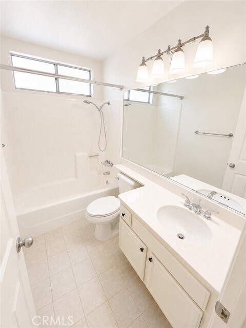 Building Photo - 15434 Ficus St
