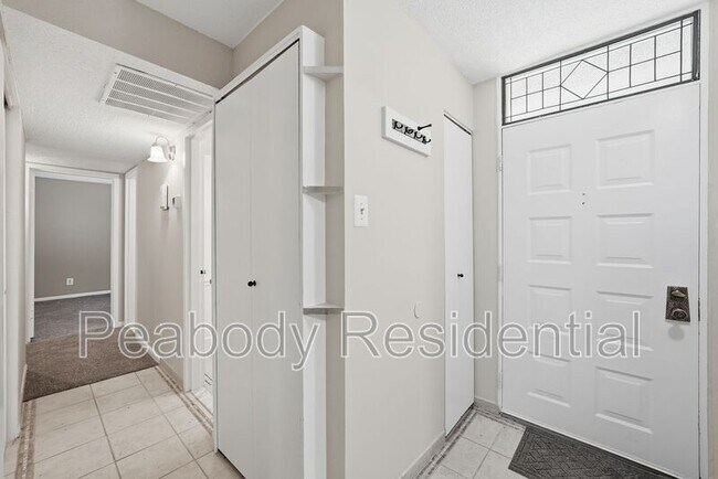 Building Photo - 1570 Moorings Dr