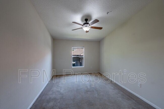 Building Photo - 9505 Armelle Way