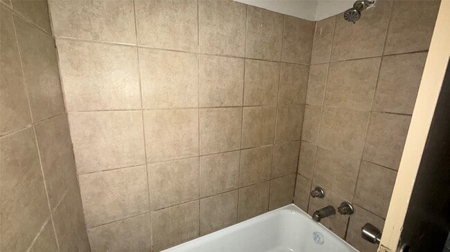 Building Photo - 1849 Richmond Ave