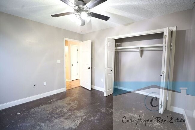 Building Photo - Move in special $800!! Beautiful 3 bed 2 bath home - Nettleton