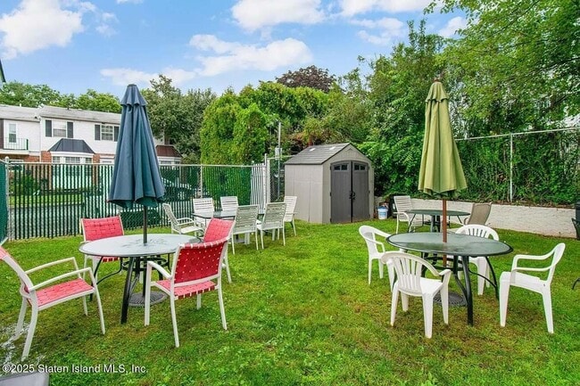 Building Photo - 1630 Forest Hill Rd