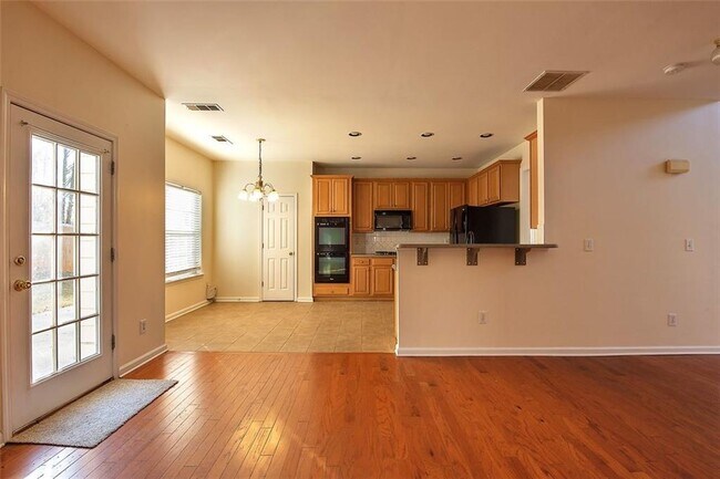 Building Photo - 12755 Morningpark Cir