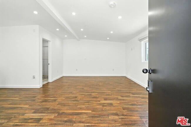 Building Photo - 20616 Quedo Dr