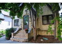 Building Photo - 1015 26th Ave SE