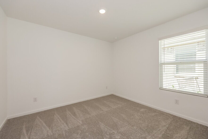 Building Photo - 1289 Wedge Leaf Ln