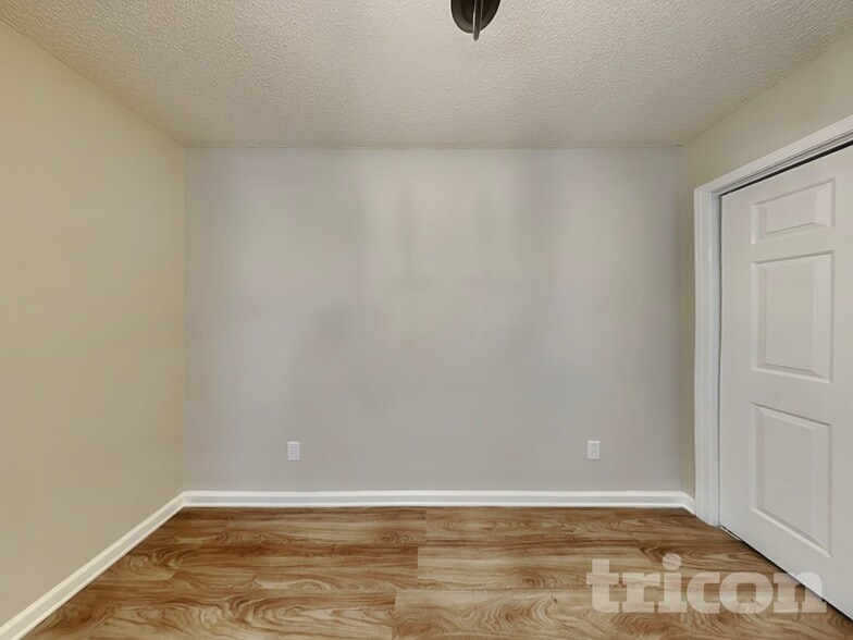 Building Photo - 408 Ruddy Duck Ct