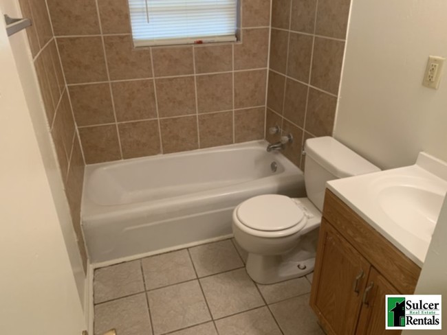 Building Photo - Renovated 3 Bedroom House. HUD Accepted