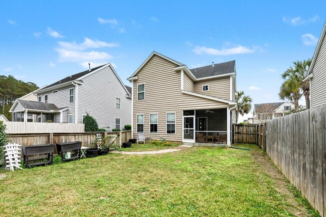 Building Photo - 230 Cameron St