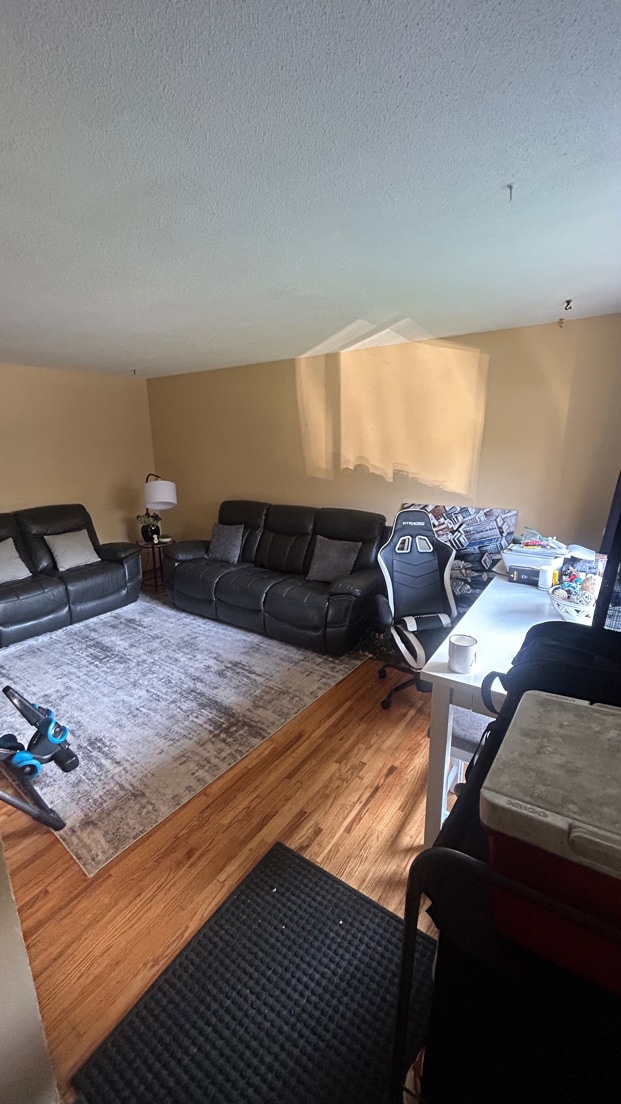 Building Photo - 3640 Oak Ter