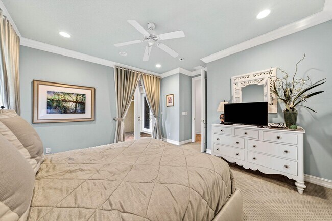 Building Photo - 123 Sunesta Cove Dr